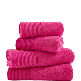 Retreat Towel Fuschia