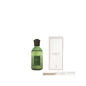 Culti Milano Green Th&eacute; Diffuser 500ml in dark green glass bottle with wooden cap, reed sticks, and white gift box.
