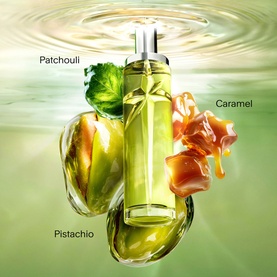 Mugler Starlicious Pistachio Body Mist bottle submerged in water, surrounded by pistachio, patchouli leaf, and caramel ingredient notes
