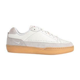 Nike trainer in sail white leather and suede upper, small swoosh logo, gum rubber sole