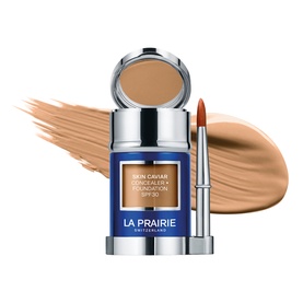 La Prairie Skin Caviar Concealer Foundation SPF 30 in Soft Pearl, shown with open compact and lipstick applicator beside a warm beige swatch