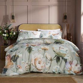 Naomi Duvet Set