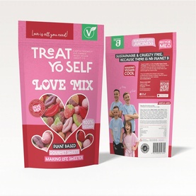 Treat Yo Self Love Mix 800g pink resealable pouch, front and back shown, featuring plant-based multicolour jellies including fizzy hearts and soft