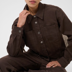 Model wearing Kaffe Coffee Bean jacket with matching trousers, featuring chest pockets and silver snap buttons