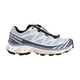 Salomon XT-6 trainers in Pearl Blue Grisaille, mesh upper with navy overlays, chunky multi-terrain sole, toggle lace fastening