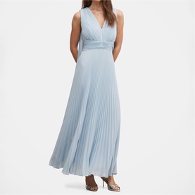 Model wearing pale blue sleeveless pleated maxi dress with V-neckline and belted waist, full length pleated skirt