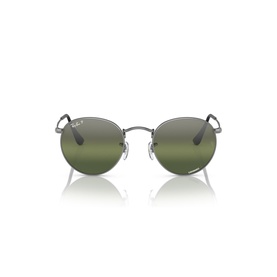 Ray-Ban round sunglasses with gunmetal frame and green gradient lenses, front-facing view