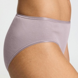 Model wearing Hanro Stormy Rose brief in smooth cotton fabric with satin trim waistband, mid-rise cut.