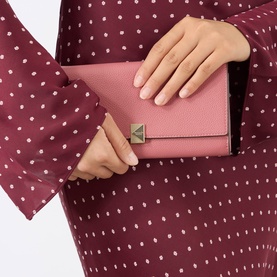 Deco Chain Shoulder Bag