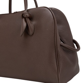 Jacquemus dark brown calfskin bag, close-up of knotted top handle detail and zip closure on structured body