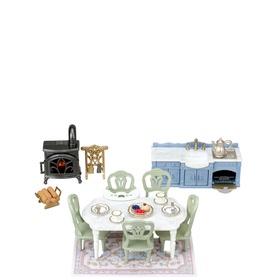 Red Roof Riverside Manor: Elegant Dining Room Set