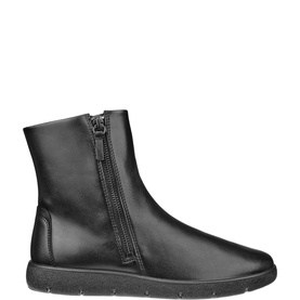 Ecco black leather ankle boot with side zip fastening and black rubber sole, no model