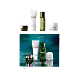 La Mer Best Sellers Skincare Gift Set featuring six full and travel-size skincare products with teal gift box packaging