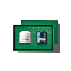 La Mer Day & Night Routine Travel Gift Set, two miniature cream jars presented in a green gift box