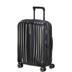Samsonite hard-shell spinner suitcase in Onyx Black with ribbed detailing, four wheels, telescopic handle, and TSA lock