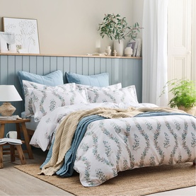 Eversham Floral Duvet Set Blue