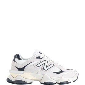 9060 Trainers
