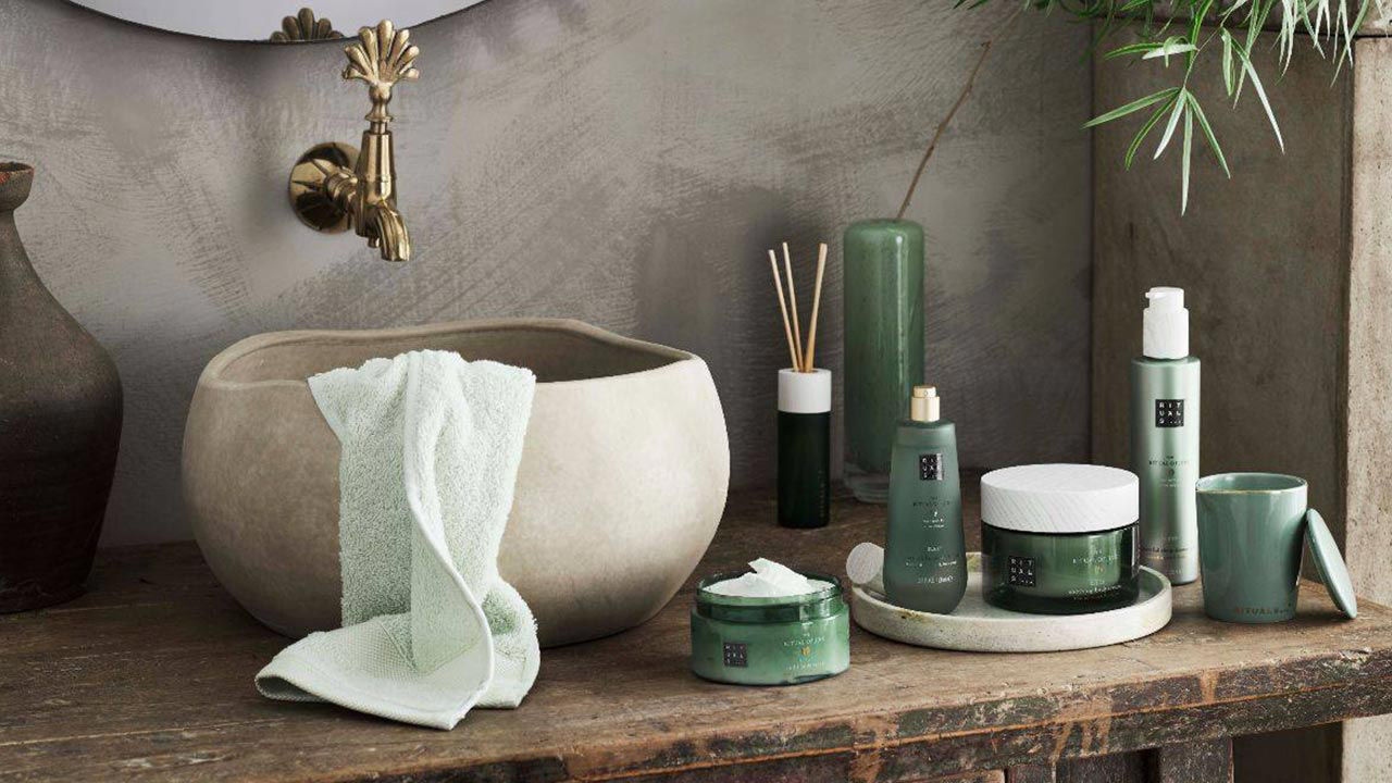Tip 4: Only keep daily essentials in your bathroom