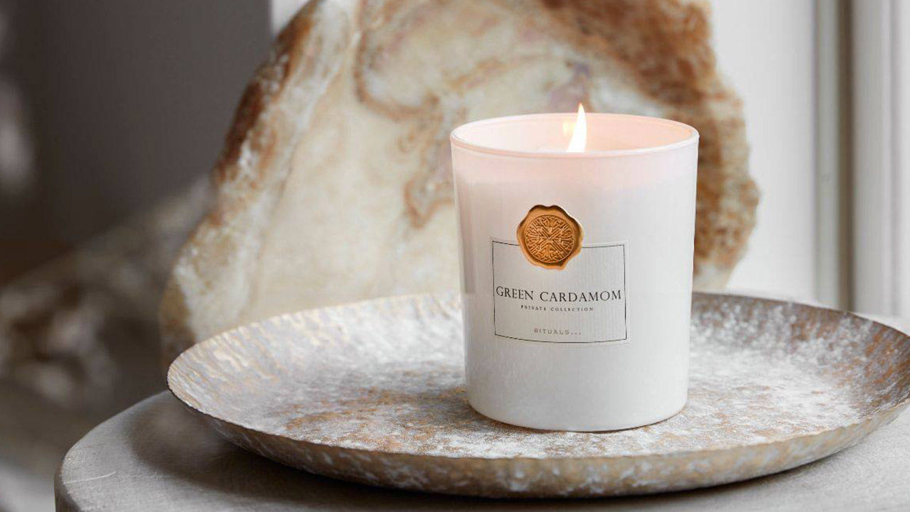 Tip 5: Infuse your space with soothing fragrances