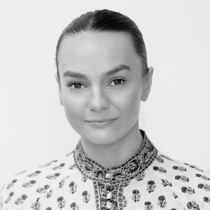 Headshot of Rebecca Kerr